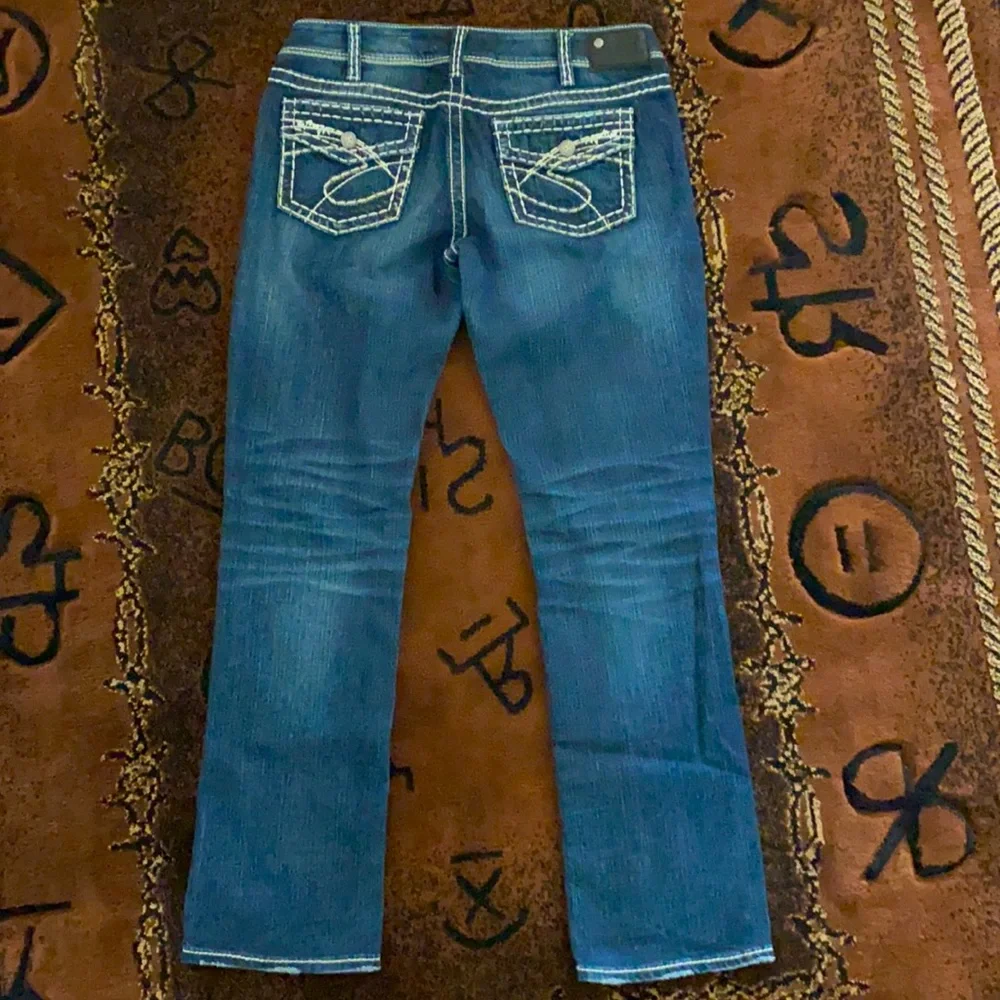 Silver Jeans Women's Classic Blue Straight Leg Jeans - Picture 3 of 4